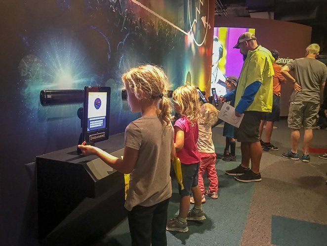 Country Music Hall of Fame and Museum Interactive Screens_