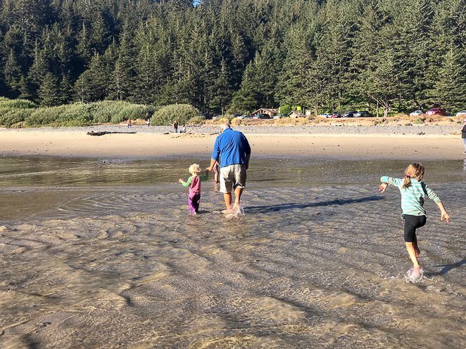 Bring a Change of Clothes for the Beach - Oregon coast with kids_