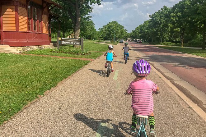 Take a Family Bike Ride - best bucket list ideas