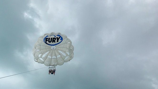 Parasailing in Florida Keys