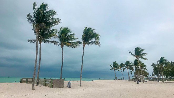 Florida Keys Best Beaches - Sombrero Beach Marathon Florida Keys Best Beaches - Sombrero Beach Marathon