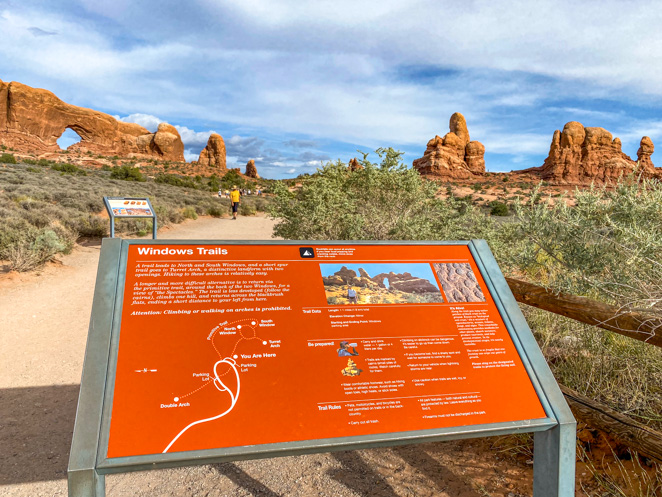 Windows Trails Arches National Park