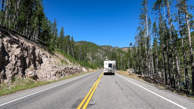 Drive your RV through Yellowstone