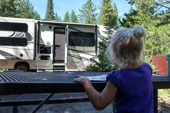 Roadschooling and homeschooling while living in a rv