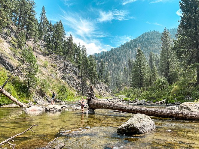 Rock Canyon Hot Springs Cross the River