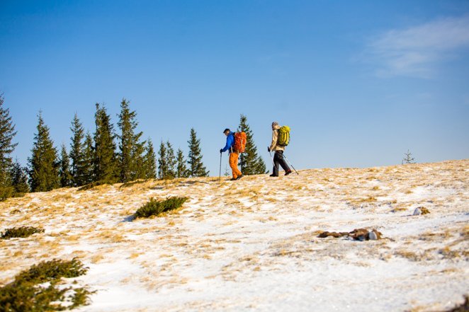 Hiking gloves to stay warm