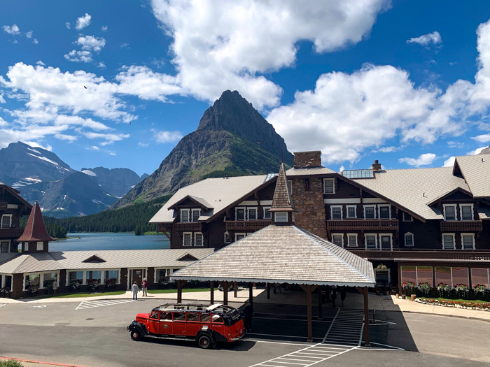 Many Glacier Hotel